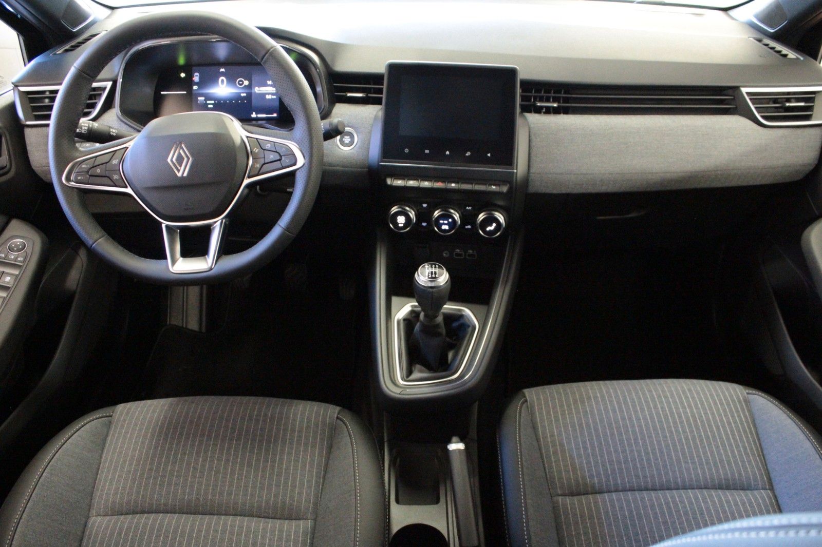 Fahrzeugabbildung Renault Clio TCe 90 Techno *Winter-*&*Look-Paket*