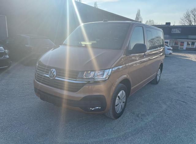 Volkswagen T6 Multivan T6.1 2.0 TDI 7 Sitzer Carplay AHK RC