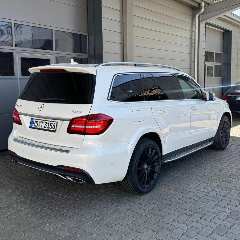 Mercedes-Benz GLS 500