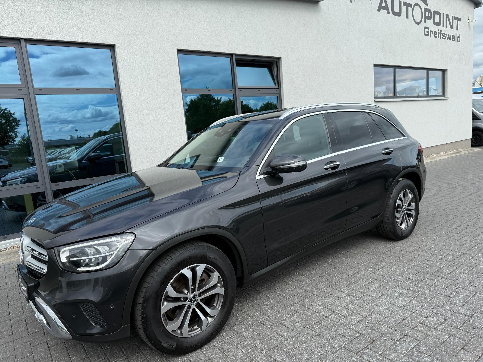 Mercedes-Benz GLC 200 d 4Matic MBUX NAVI AHK LED ACC KAMERA SH