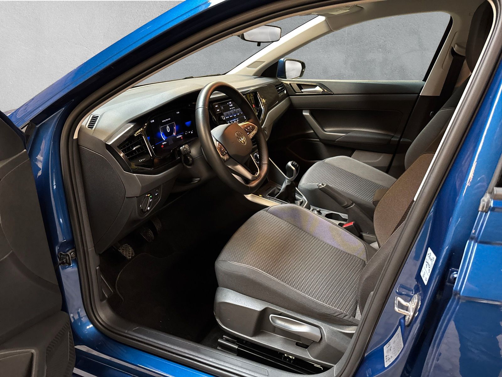 Fahrzeugabbildung Volkswagen Polo 1.0 TSI Life LED PDC AppConnect