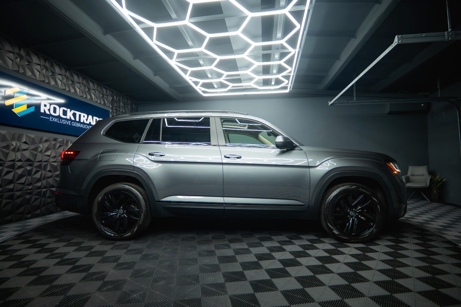 Fahrzeugabbildung Volkswagen ATLAS 3.6 4x4 SEL PREMIUM Black Line *7 Sitze*