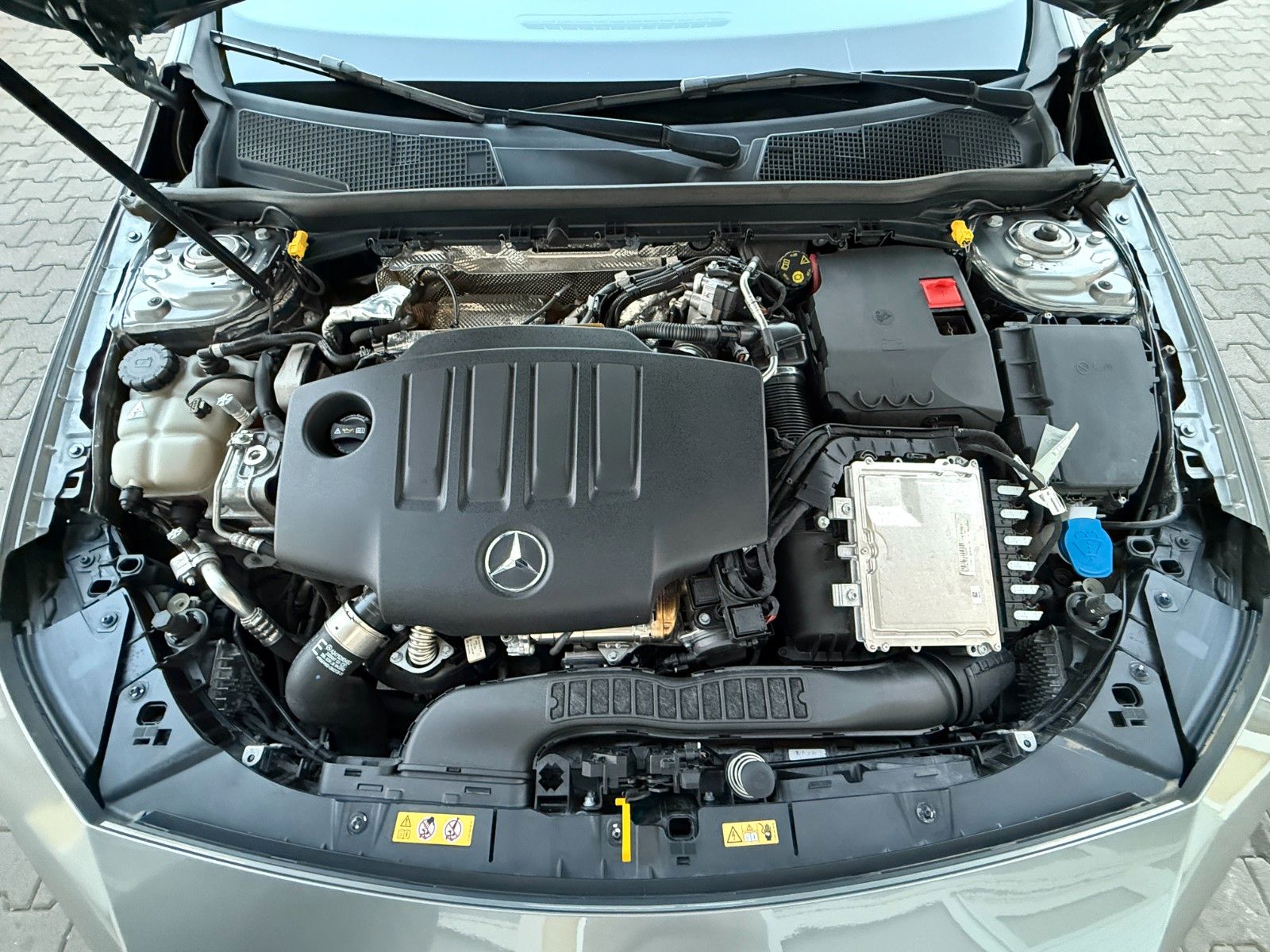 Mercedes-Benz CLA 220 Shooting Brake/KAMERA/LED/LEDER foto 22