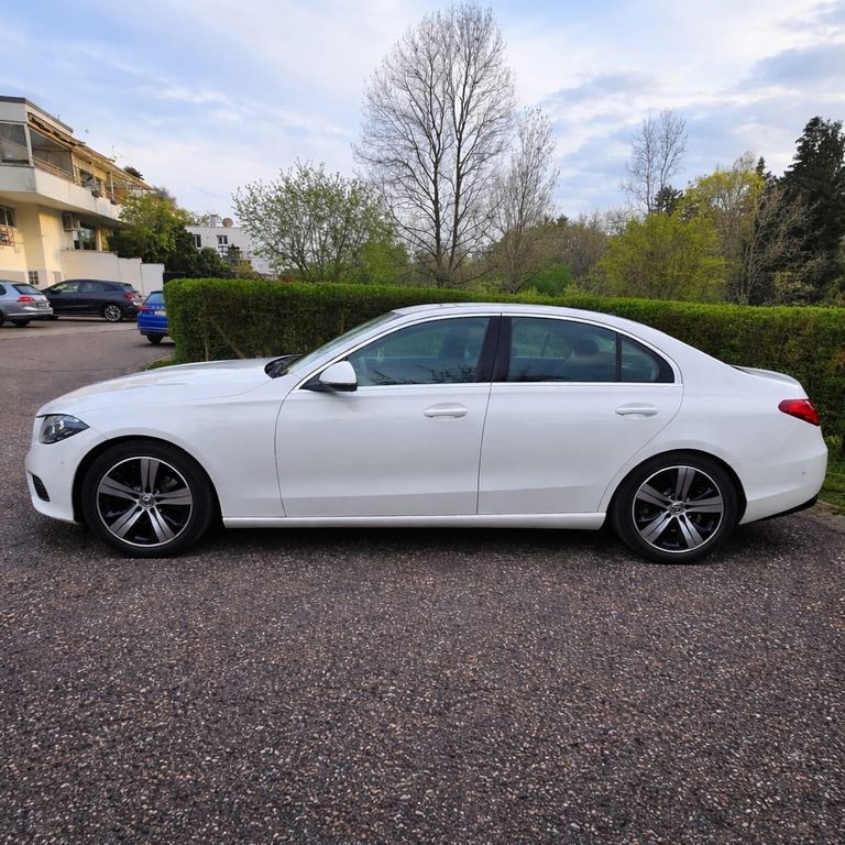 Image of Mercedes-Benz C 200