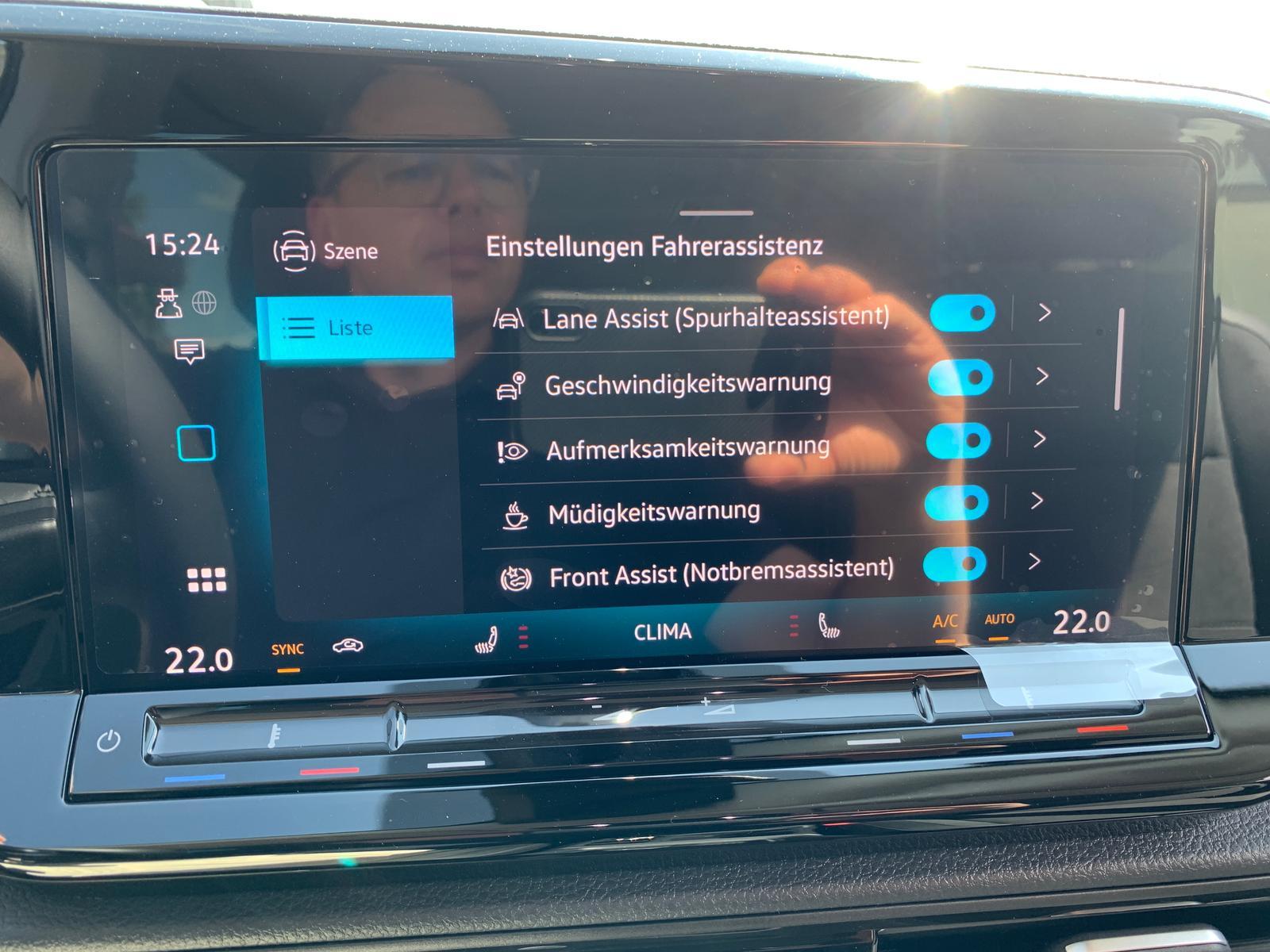 Volkswagen Caddy Maxi Style AHK Navi AppConnect Side+Lane+T