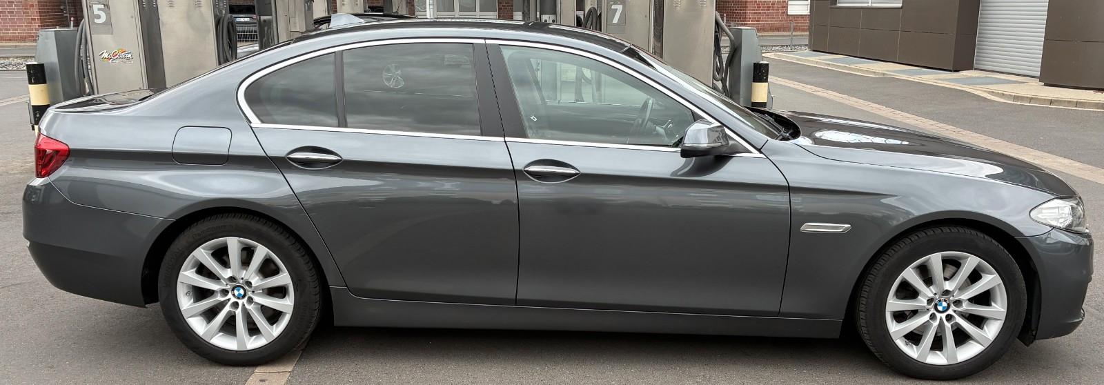 BMW 520d xDrive A Luxury Line Luxury Line