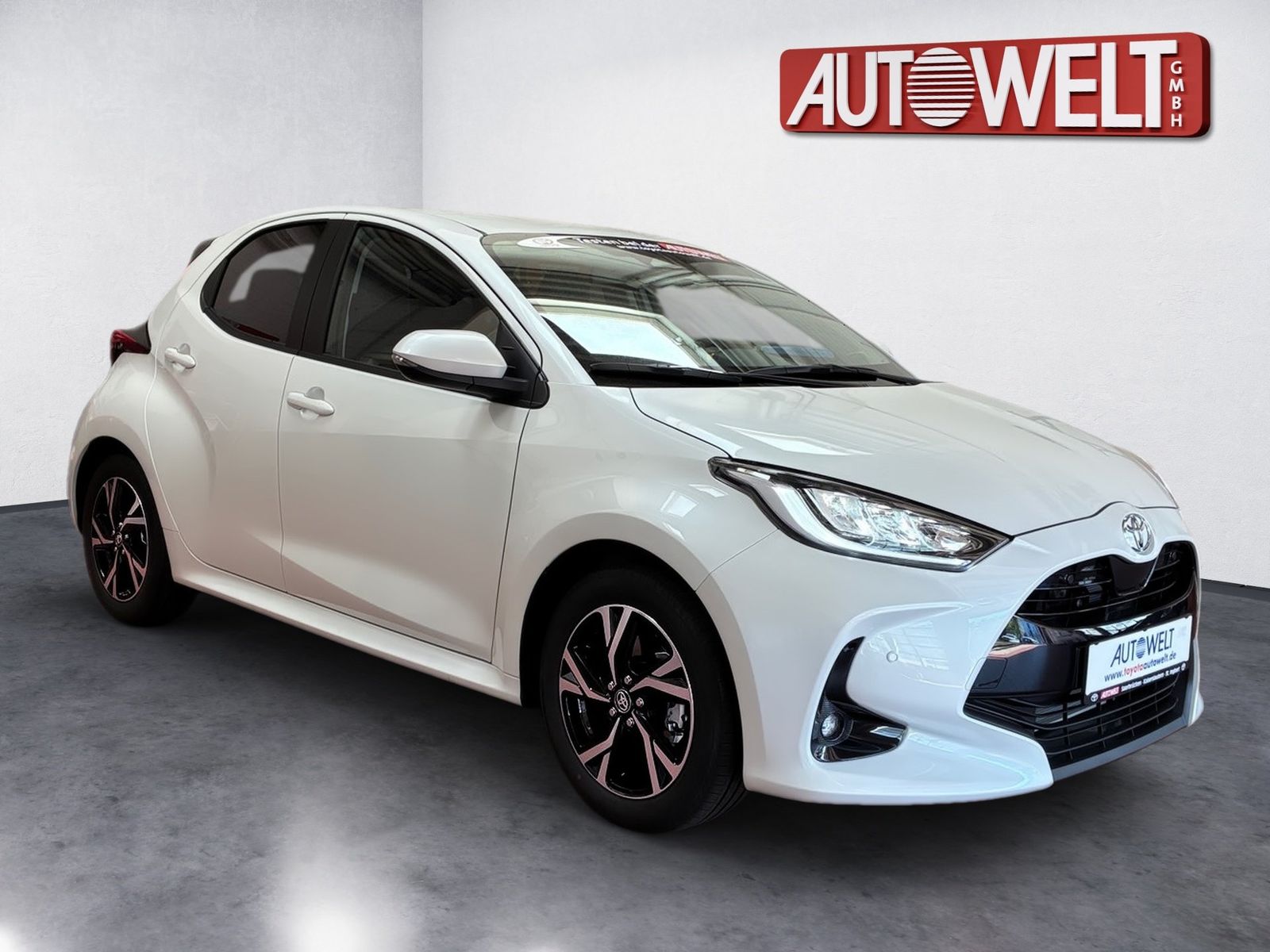 Fahrzeugabbildung Toyota Yaris 1.5 Teamplayer Safety P, Comfort P.