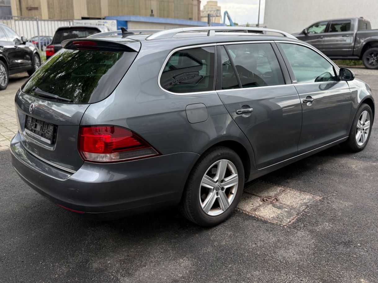 Fahrzeugabbildung Volkswagen Golf VI Variant Style