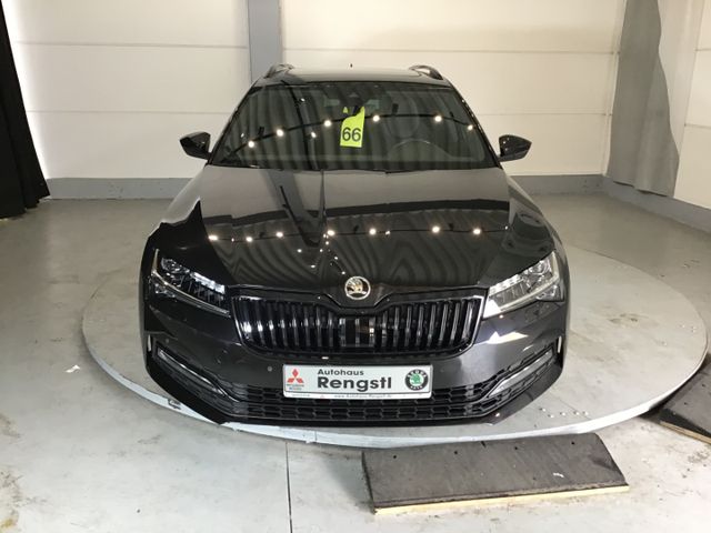 Fahrzeugabbildung Skoda Superb Combi 2.0 TSI SportLine 4x4/Navi/ACC/AHK