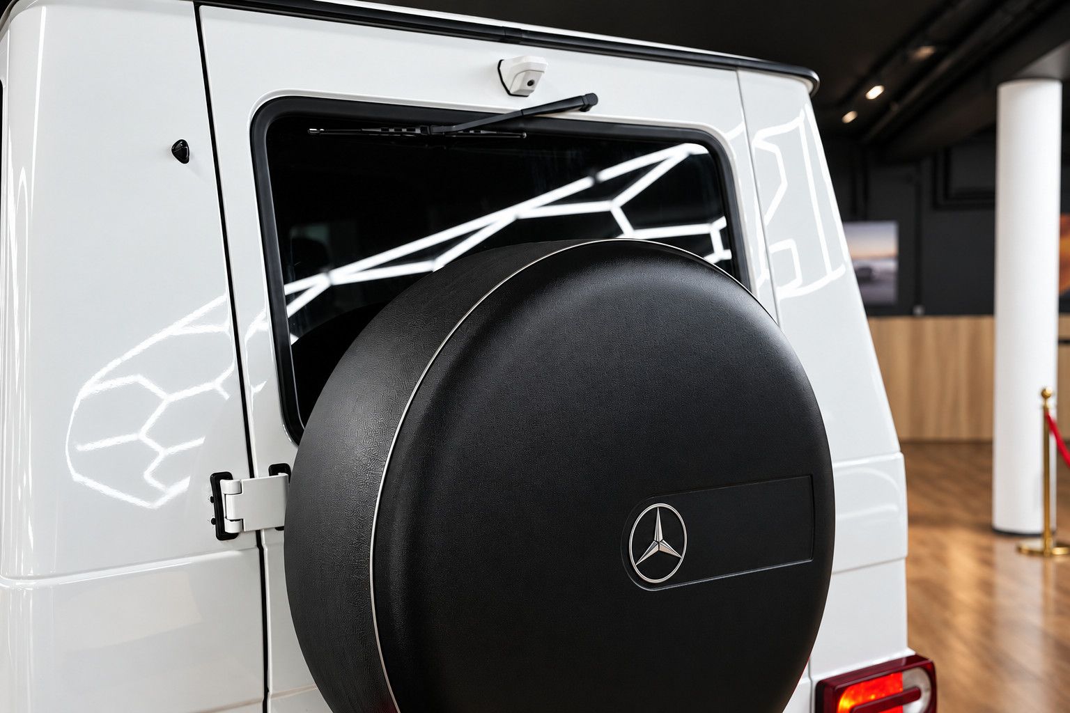 Fahrzeugabbildung Mercedes-Benz G 350 d*AMG*S-Dach*HarmanKardon*Memory*Sitzklima