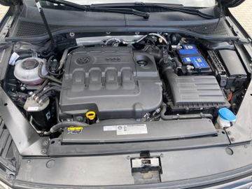 Volkswagen Passat Variant - 7
