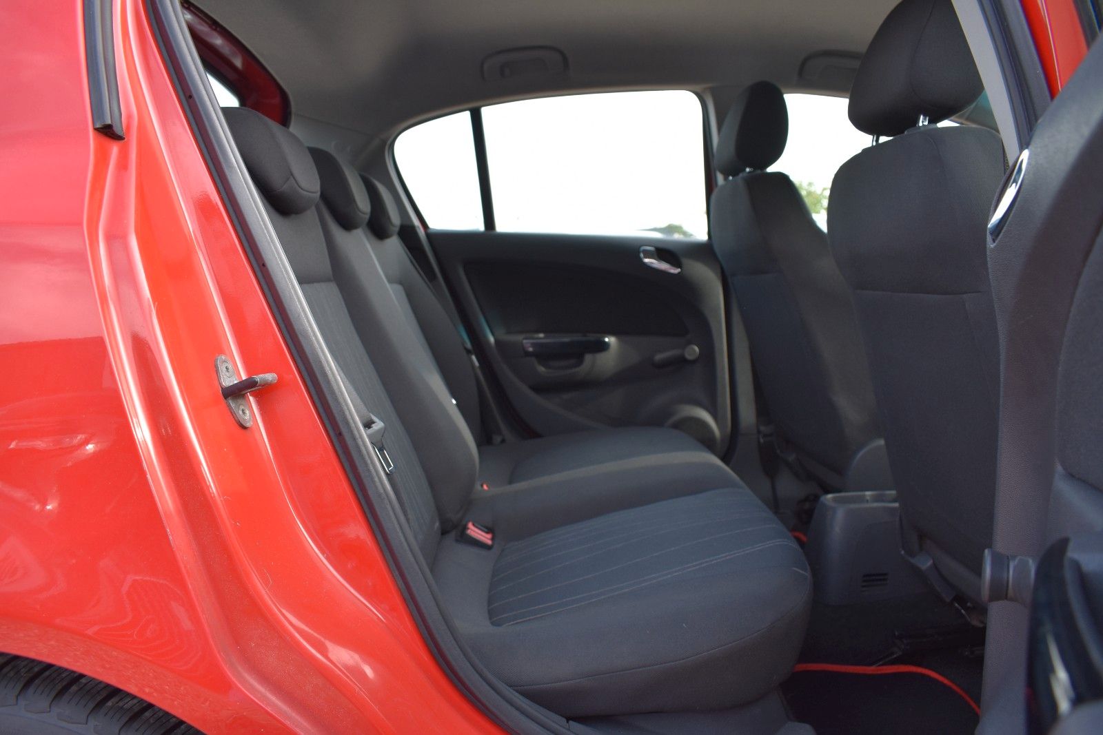 Fahrzeugabbildung Opel Corsa D Edition KLIMA