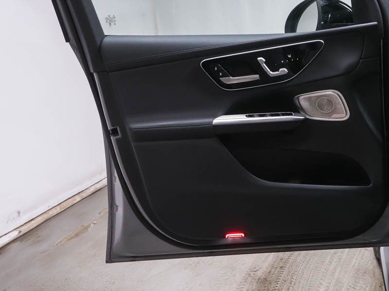 Fahrzeugabbildung Mercedes-Benz GLC 200 4M AMG*Pano*HUD*20"*Burmester*Night*360*