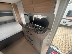 Bürstner Averso 485 TS B66 Edition*Queensbett*