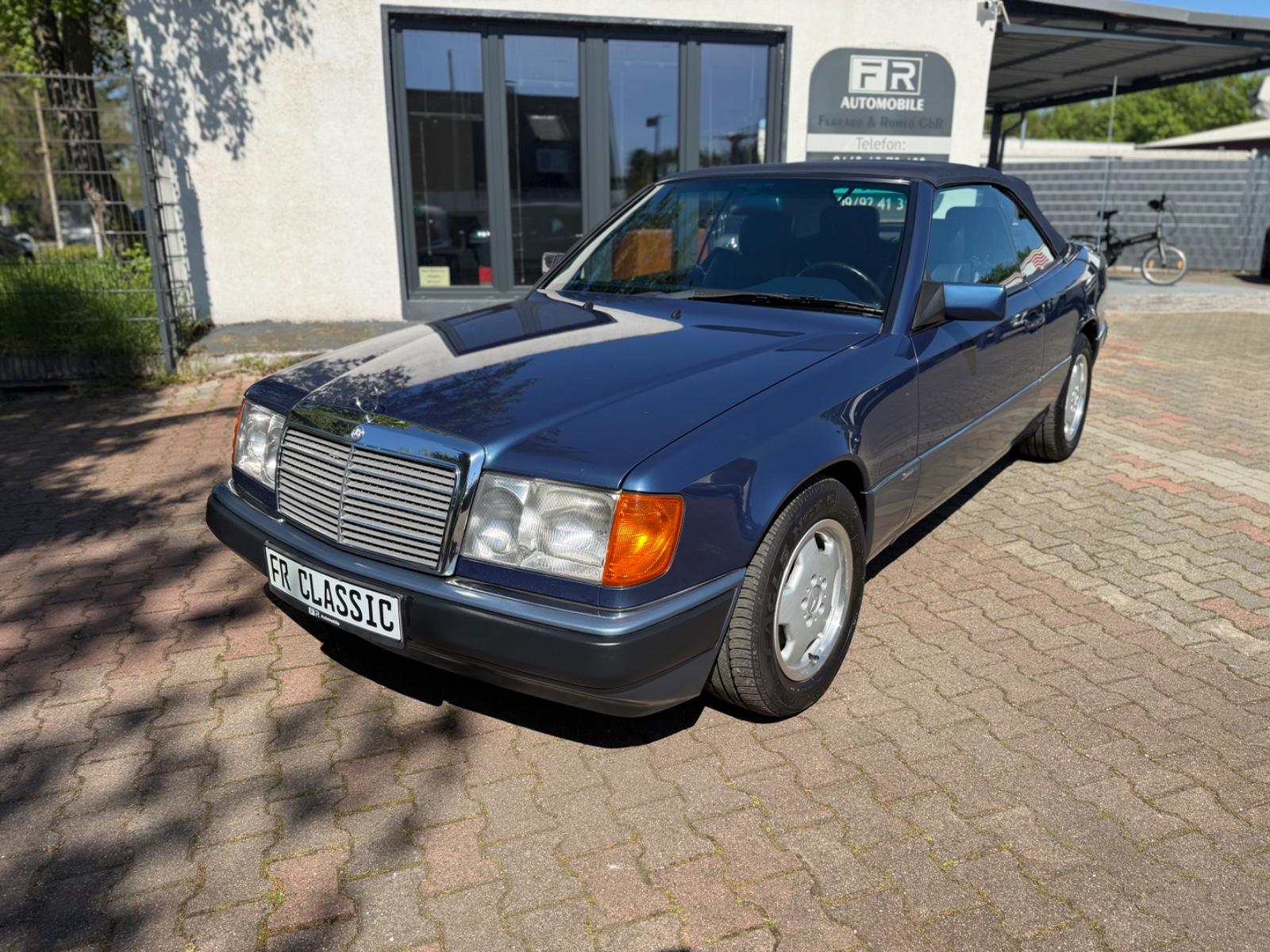 Mercedes-Benz 300 CE-24 CABRIO SAMMLERZUSTAND