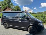 Volkswagen T5 California mit Aufstelldach und Küche - Volkswagen T5: Aufstelldach