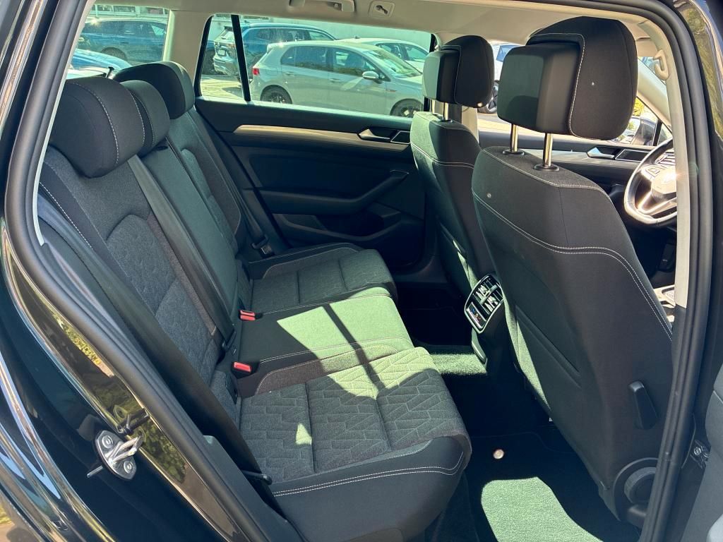Volkswagen Passat - Bild 9
