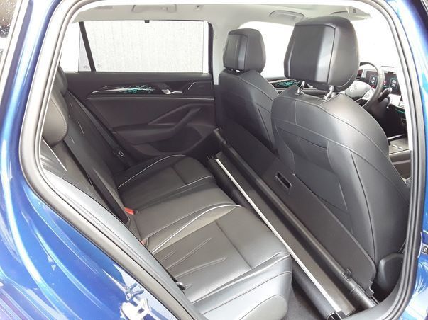 Volkswagen Passat Variant - Bild 8
