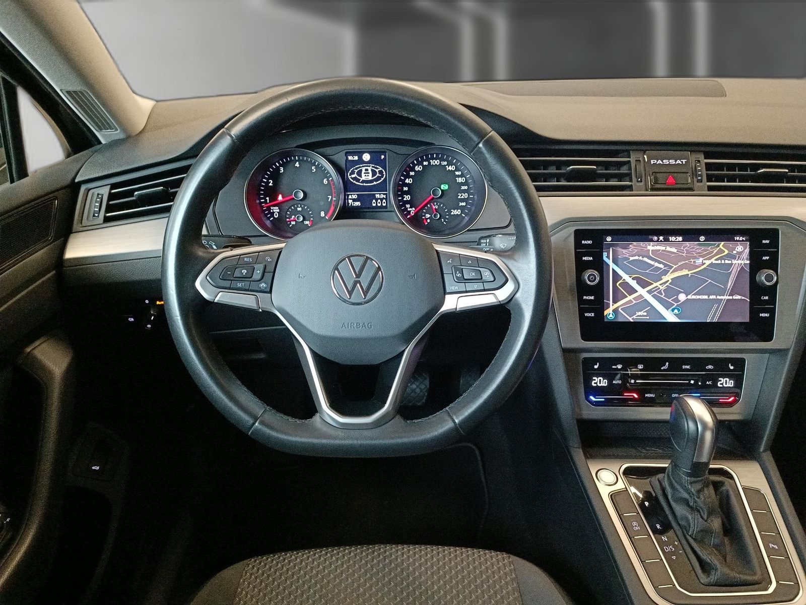 Volkswagen Passat Variant - Bild 11