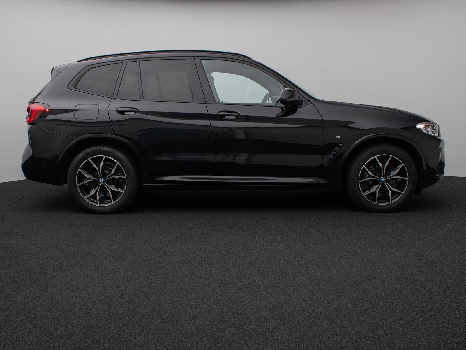 Fahrzeugabbildung BMW X3 xD30i M Sport Kamera DAB HiFi AdaptLED 19Zoll