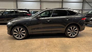 Jaguar F-Pace - 5