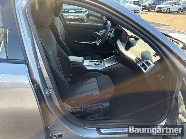 Fahrzeugabbildung BMW 330 i xDrive M-Sport Touring Kamera/ACC/Sitzh.