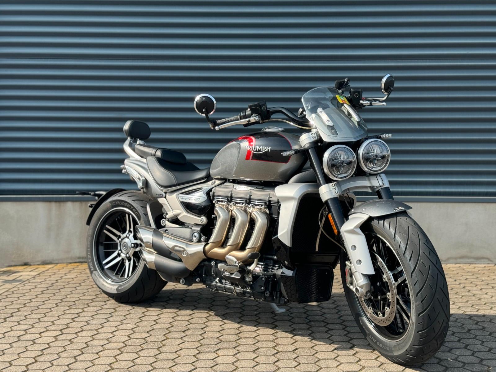 Triumph Rocket 3 GT TOP, Seitentaschen