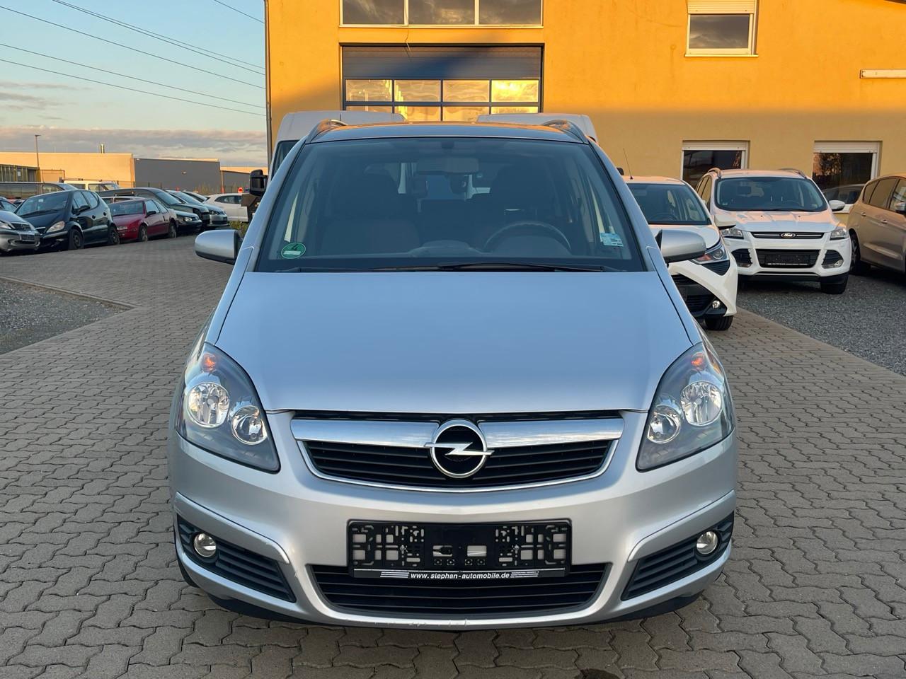 Opel Zafira B Edition, 7.Sitze, Klima, TÜV 04.2027