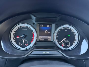 Skoda Octavia - 11