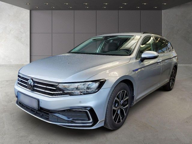 Volkswagen Passat Variant GTE +Navi+LED+Kamera+Sitzh.+ACC+