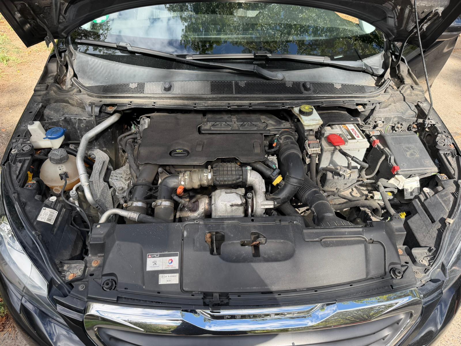 Peugeot 308 2014 — photo 7