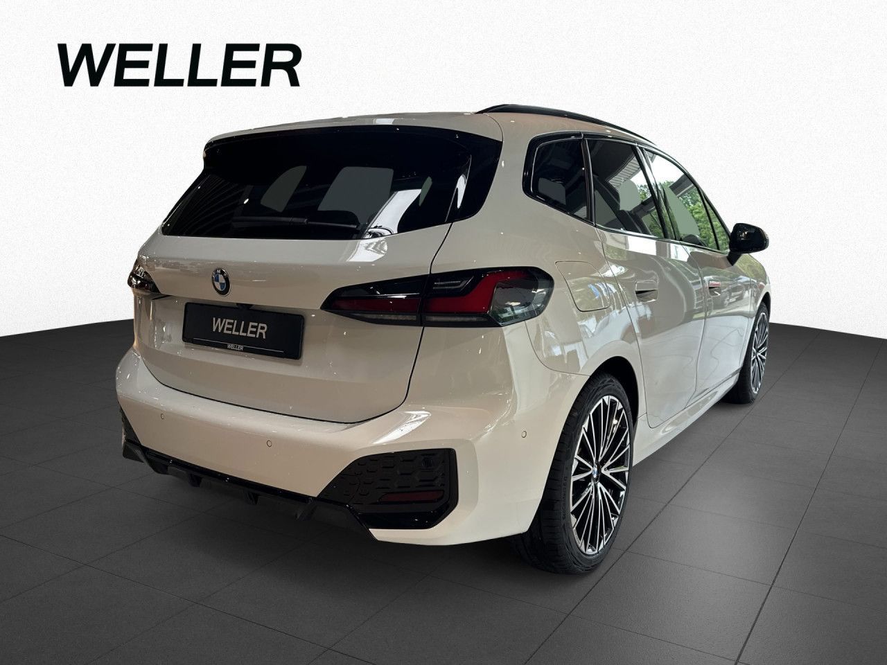 BMW 223 Active Tourer - Bild 6
