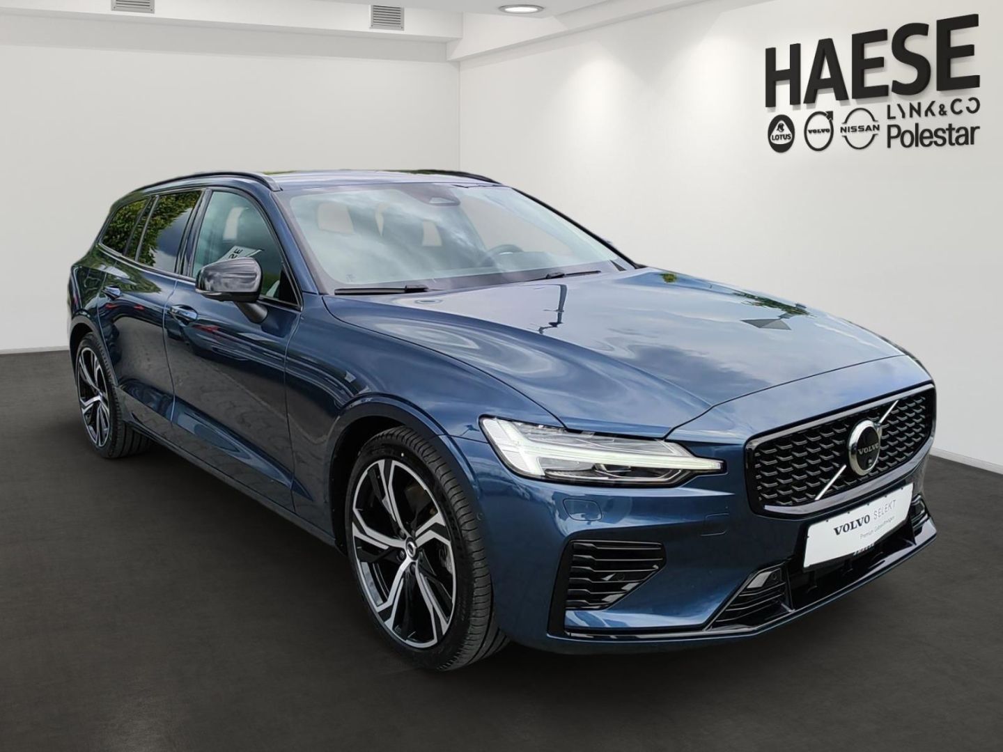 Volvo V60 T6 Plus Dark Plug-In Hybrid AWD  Navi Leder  imagem 3
