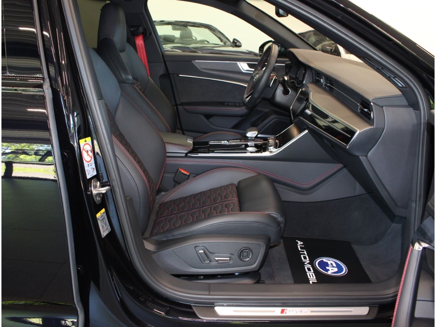 Fahrzeugabbildung Audi RS6 Avant 4.0 TFSI quattro BTM Tuning 780PS*VOLL