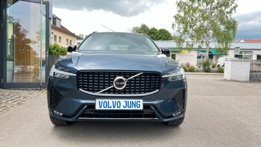 Volvo XC60 B5 Plus Dark AWD/2 Pakete/Panorama-SD/+