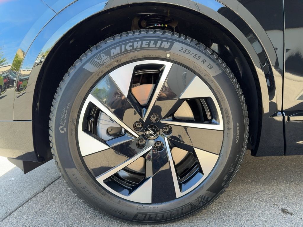 Fahrzeugabbildung Opel Grandland GS Allwetter, SHZ, LHZ, Apple CarPlay