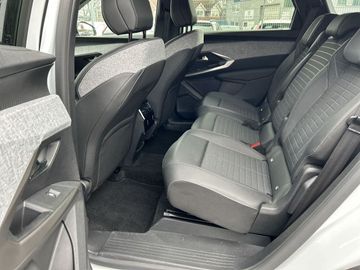 Peugeot 5008 Hybrid 136 e-DSC6 Allure