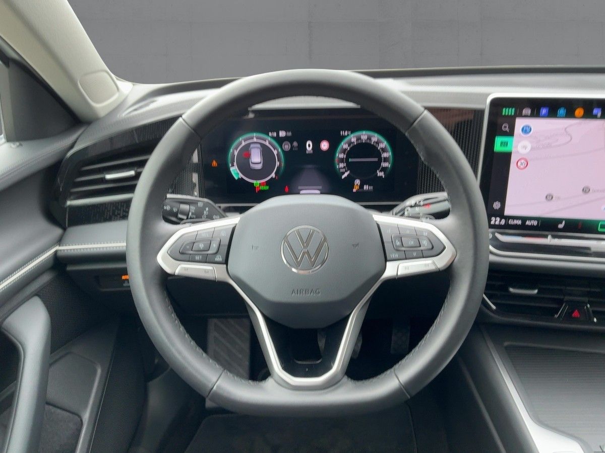 Volkswagen Passat Variant - Bild 10