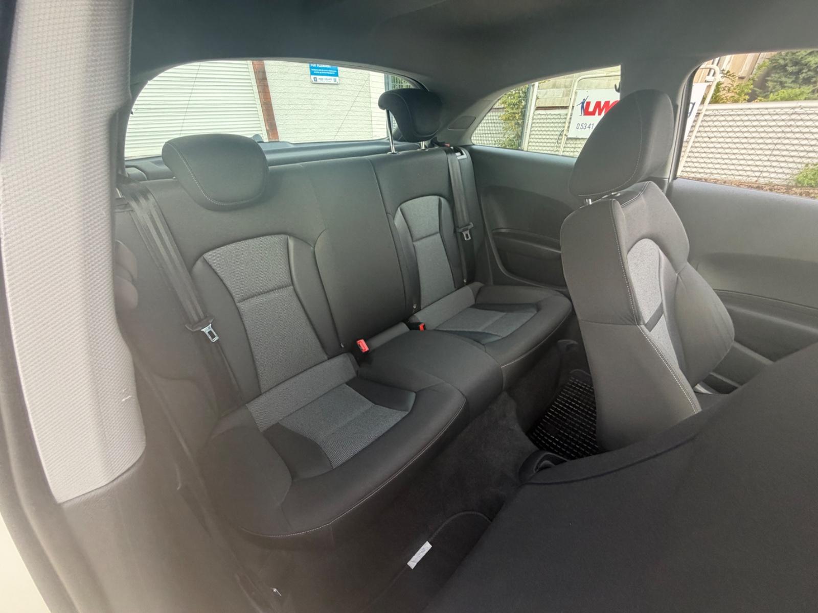 Audi A1 ambition KLIMA/LEDER/NAVI/PDC