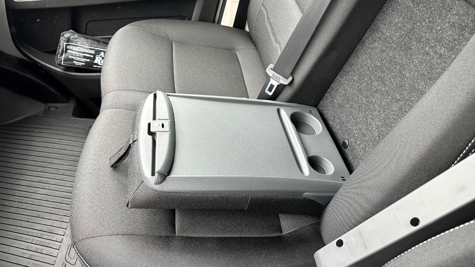Car Image 27
