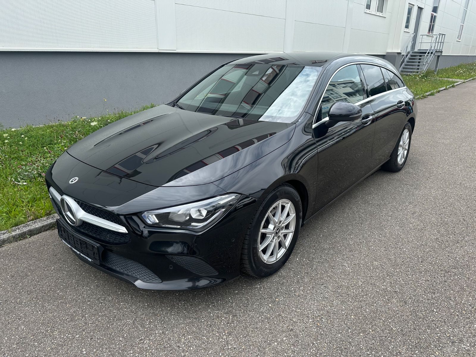 MERCEDES-BENZ CLA 200 SB*WIDESCREEN*LED*NAVI*KAMERA*MBUX*SHZ*