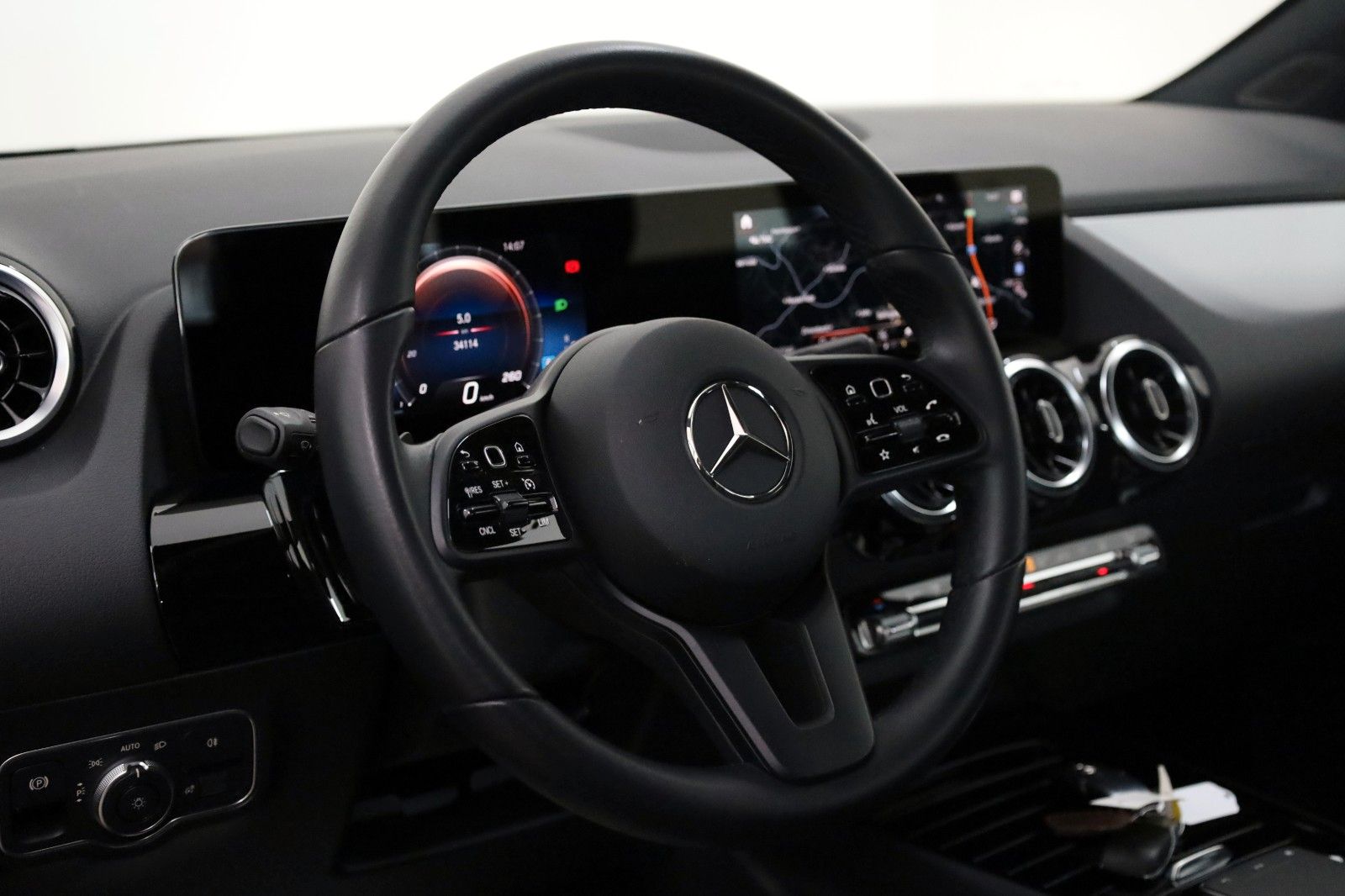 Fahrzeugabbildung Mercedes-Benz GLA 250 e Style ,T.Leder,Navi,LED,SH,Kamera