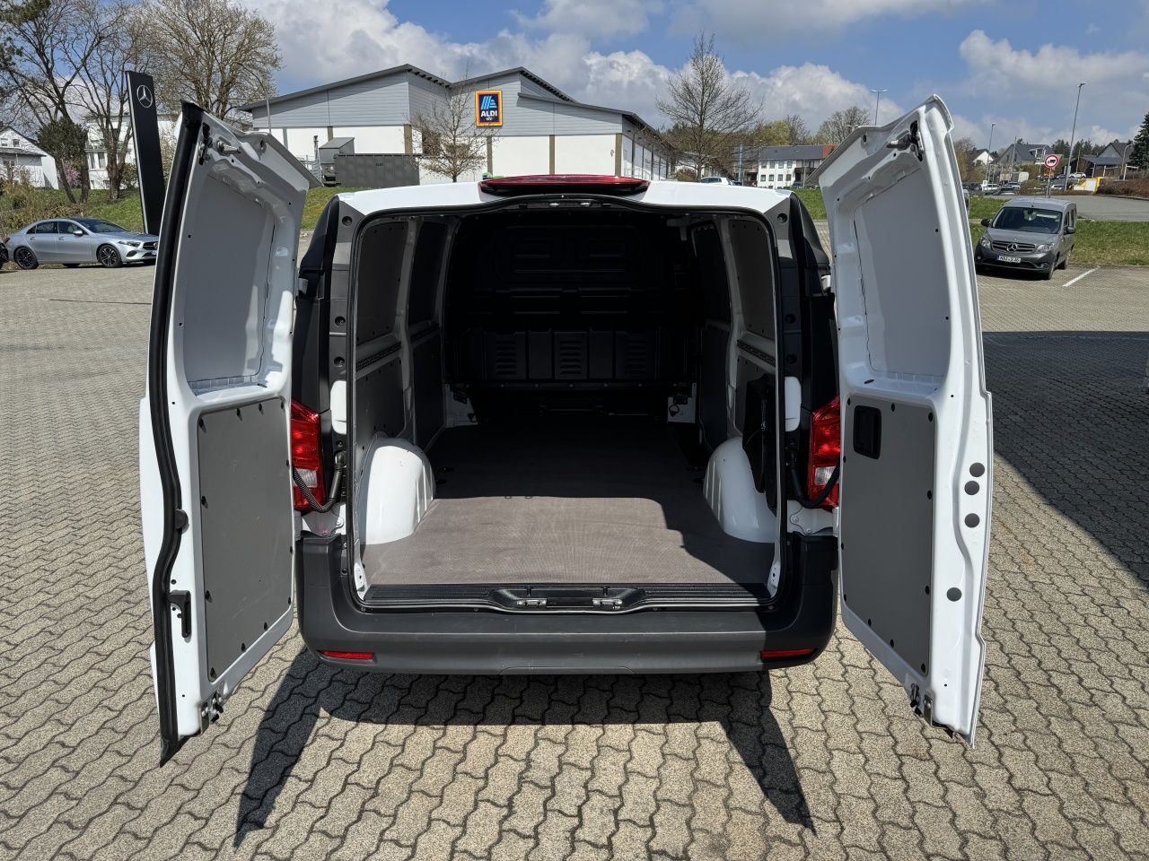 Fahrzeugabbildung Mercedes-Benz Vito 116 CDI KA extralang Klima*Tempomat*Kamera