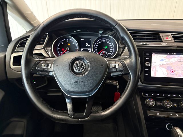 Touran Comfortline 1.6 TDI DSG NAVI ACC