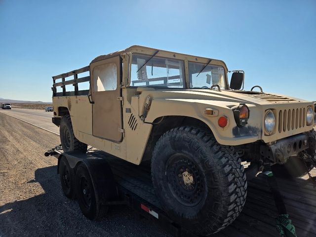 Hummer Humvee 1993. Running & driving.