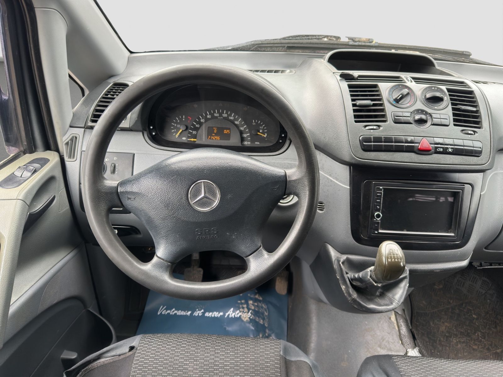 Fahrzeugabbildung Mercedes-Benz Vito Mixto 109 CDI/Camper/Solar/TÜV-Neu/Dachluke