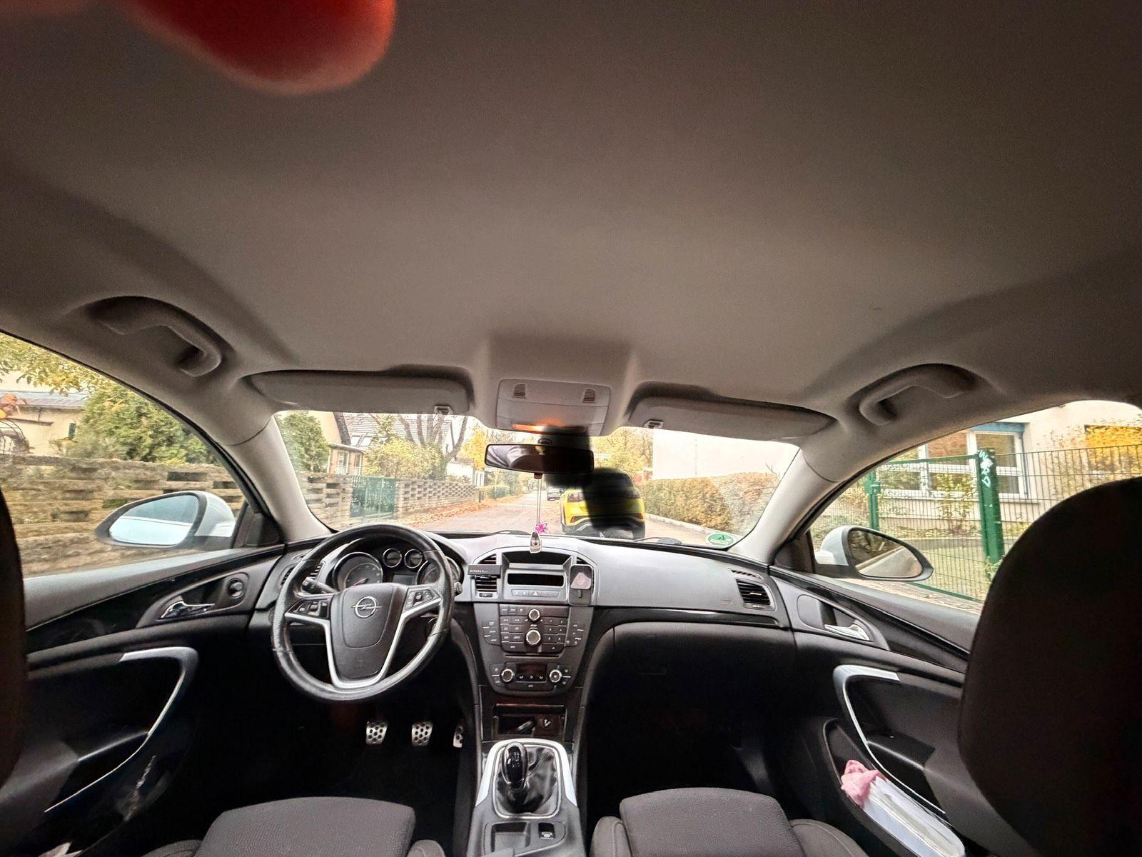 Opel Insignia 2009 — photo 10