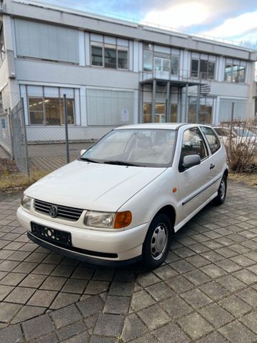 Volkswagen Polo 1.0