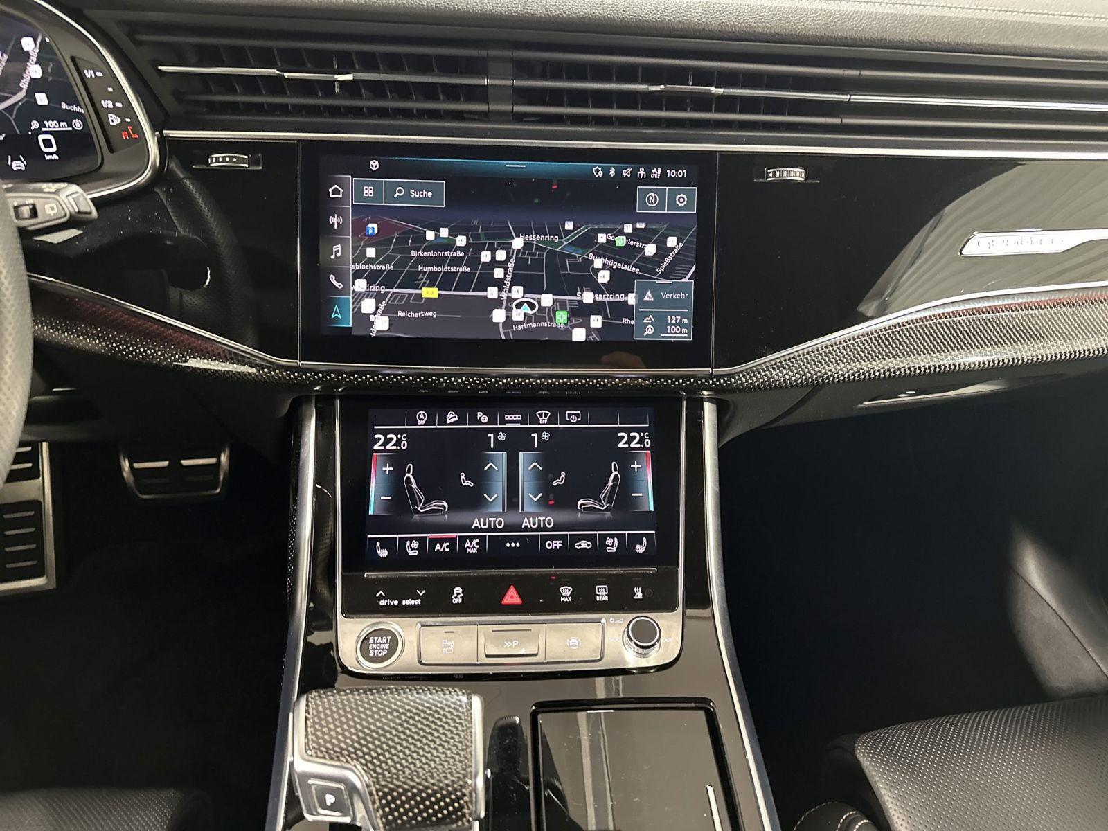 Audi Q8 50 TDI S LINE competition +CARBON+MATRIX+AHK+