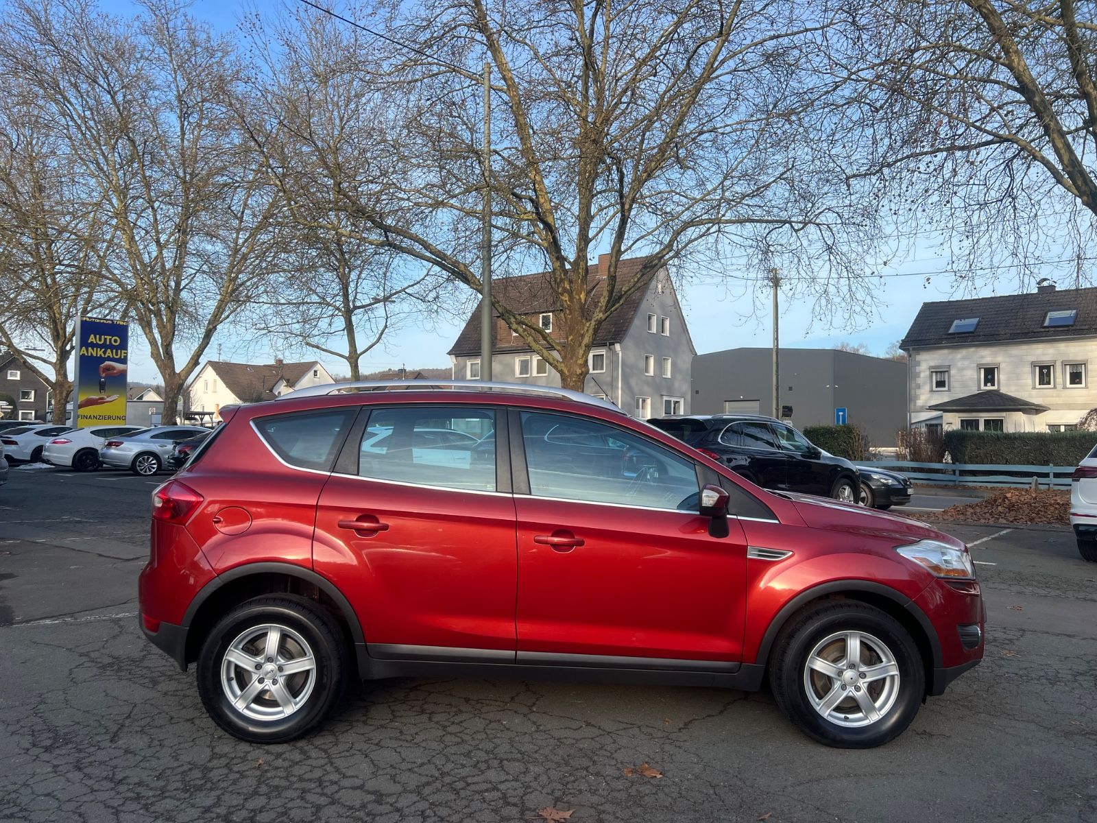 Fahrzeugabbildung Ford Kuga 2.5T Titanium * AUTOMATIK *